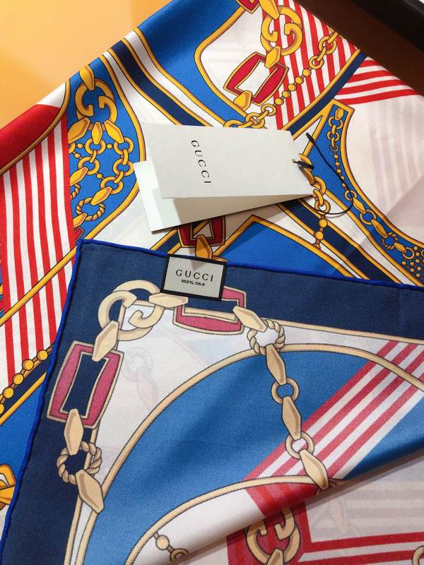 Gucci silk scarf 90X90cm E14 (10)